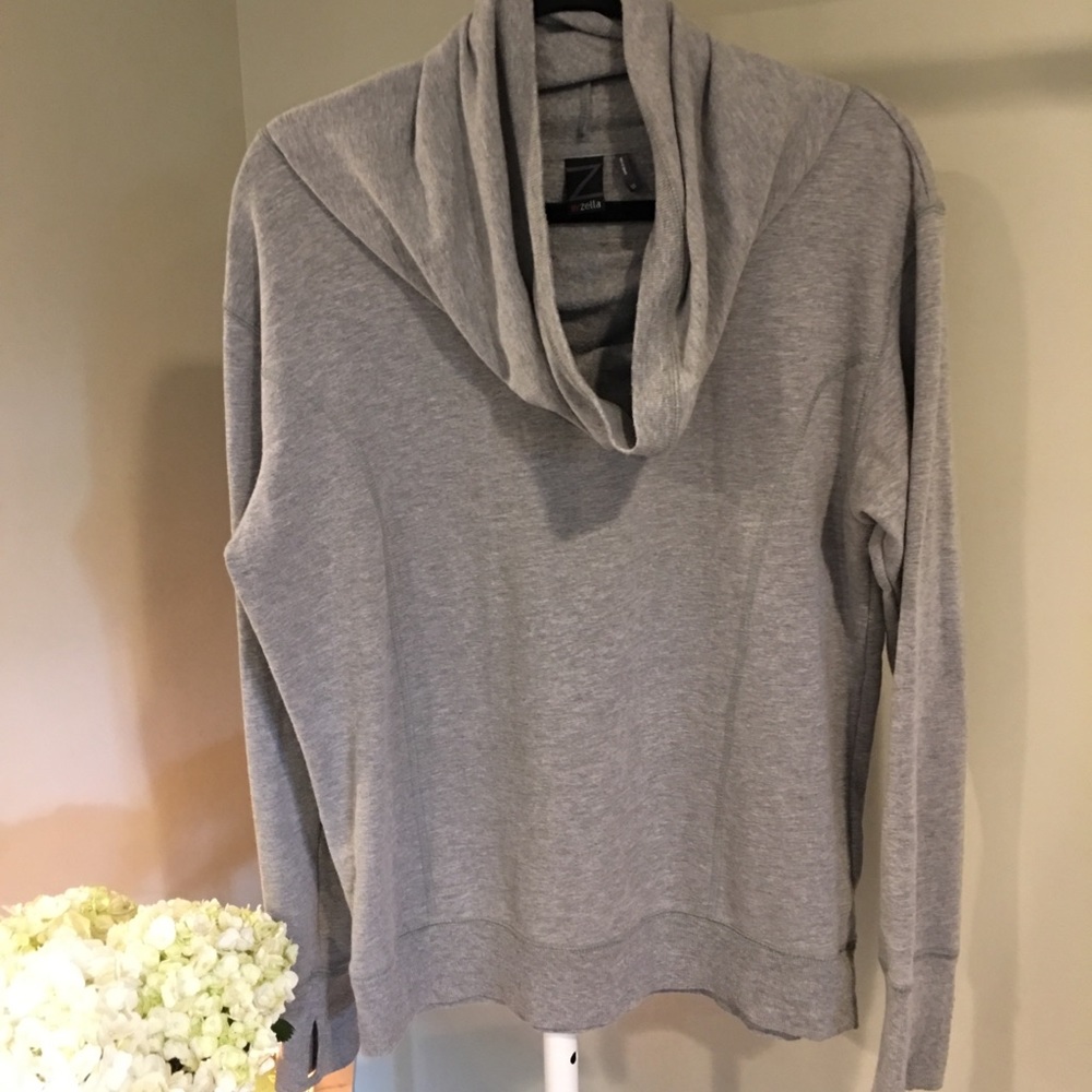 Zella grey workout sweatshirt